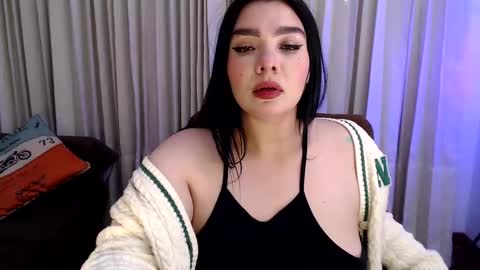 Page 3 online show from 5, 11, 2025