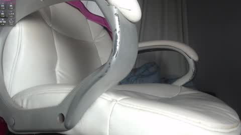 paiperhalliwey online show from 16, 2, 2025