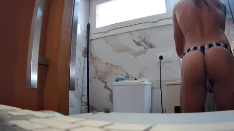 Snapshot of pajarito358 chatting on 18, 10, 2025 Pajarito lindo online show from 18, 10, 2025