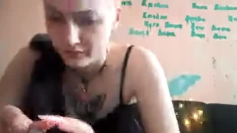 Alex online show from 5, 4, 2026