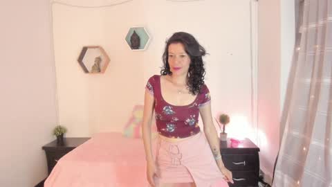 Paloma  online show from 30, 1, 2025