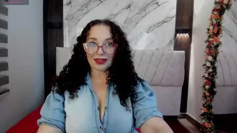 You can call me Mommy Goddess Queen online show from 19, 6, 2026