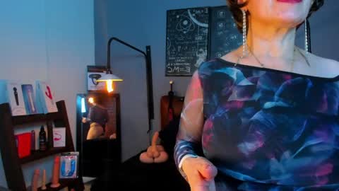 pamela_mature41 online show from 22, 4, 2026