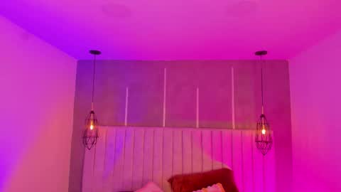 Snapshot of pamela_vega chatting on 19, 9, 2025 Manuela online show from 19, 9, 2025