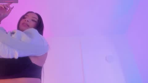 Snapshot of pamela_vega chatting on 2, 11, 2025 Manuela online show from 2, 11, 2025