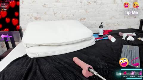 Pamela West online show from 5, 3, 2025