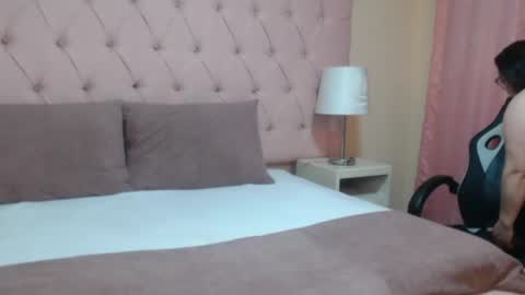 pamelanix online show from 1, 8, 2026