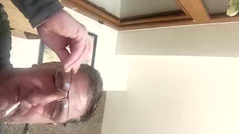 Snapshot of pamid215 chatting on 2, 2, 2025 angel hris online show from 2, 2, 2025