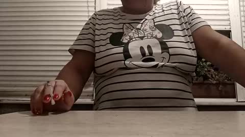 Snapshot of pamid215 chatting on 2, 11, 2025 angel hris online show from 2, 11, 2025