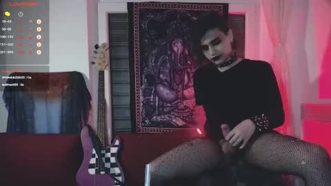 In bio online show from 8, 10, 2025