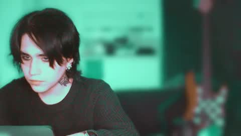 In bio online show from 3, 4, 2026