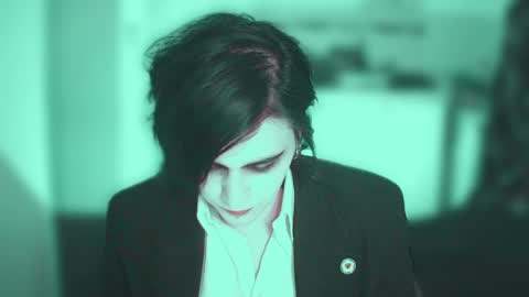 In bio online show from 11, 4, 2026