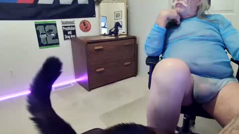 Snapshot of pantyboy2000 chatting on 22, 2, 2026 Dash Riprock online show from 22, 2, 2026