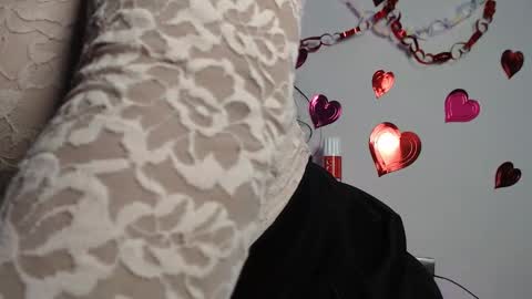 Paola Lyon online show from 14, 2, 2025