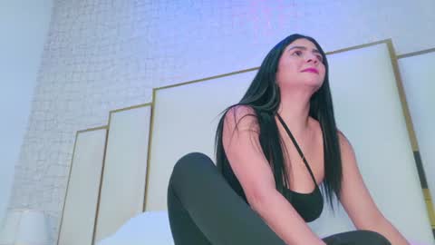 Paola  online show from 10, 6, 2026