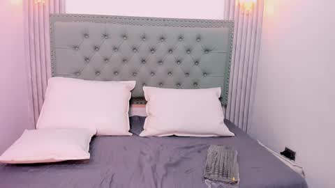 Snapshot of paolab_g chatting on 31, 1, 2025 online show from 31, 1, 2025