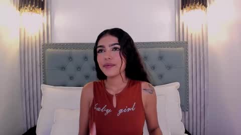 Snapshot of paolab_g chatting on 28, 2, 2025 online show from 28, 2, 2025