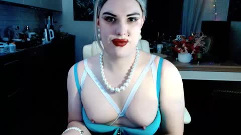 Sarina Williams online show from 15, 12, 2025