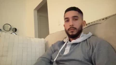 papicubano_guapo23cm online show from 31, 12, 2024