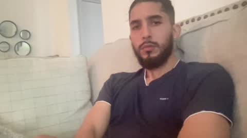 papicubano_guapo23cm online show from 25, 10, 2025