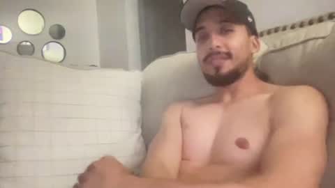 papicubano_guapo23cm online show from 10, 6, 2026