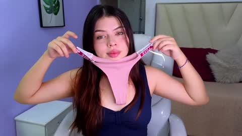 Snapshot of paradise_doll_s chatting on 25, 1, 2025 Amy and my doll online show from 25, 1, 2025