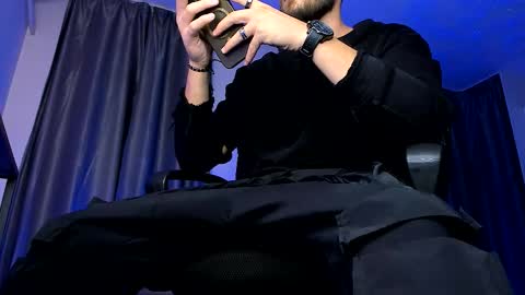 Paris online show from 9, 9, 2025