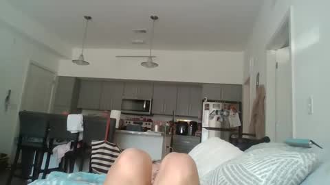 parisbaby2000 online show from 9, 10, 2025