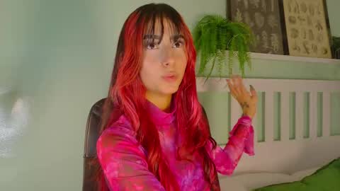 Snapshot of parisfox_ chatting on 15, 11, 2025 PARIS online show from 15, 11, 2025