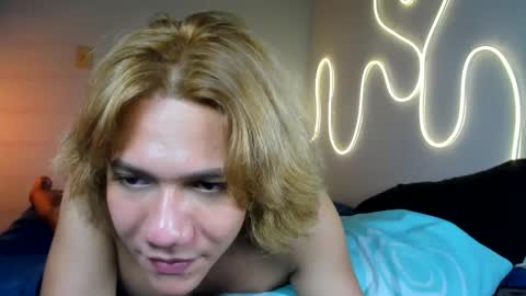 Snapshot of parisstone2 chatting on 10, 12, 2024 connie online show from 10, 12, 2024