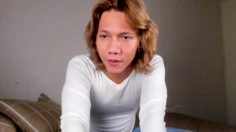 Snapshot of parisstone2 chatting on 10, 1, 2025 connie online show from 10, 1, 2025