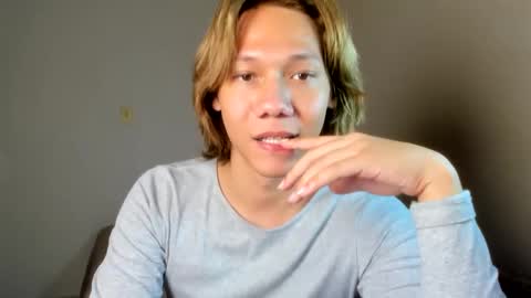 Snapshot of parisstone2 chatting on 21, 1, 2025 connie online show from 21, 1, 2025