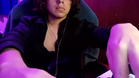 pasta_alfredo69 online show from 28, 4, 2026