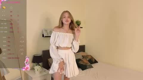 Snapshot of patricia_perry chatting on 19, 9, 2025 Vicki online show from 19, 9, 2025