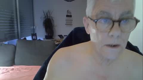 Snapshot of patrick5275 chatting on 6, 6, 2026 patrick5275 online show from 6, 6, 2026