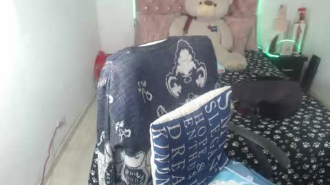 Snapshot of patty_squirt87 chatting on 29, 10, 2025 patty squirt87 online show from 29, 10, 2025