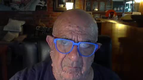 Snapshot of patvac chatting on 12, 1, 2025 patvac online show from 12, 1, 2025