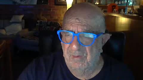 Snapshot of patvac chatting on 1, 2, 2025 patvac online show from 1, 2, 2025