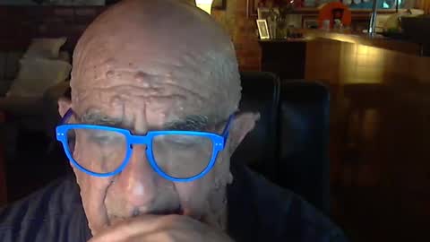 Snapshot of patvac chatting on 8, 2, 2025 patvac online show from 8, 2, 2025