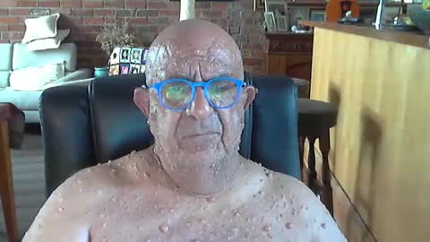 Snapshot of patvac chatting on 12, 3, 2025 patvac online show from 12, 3, 2025