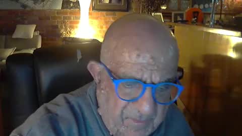 Snapshot of patvac chatting on 14, 9, 2025 patvac online show from 14, 9, 2025