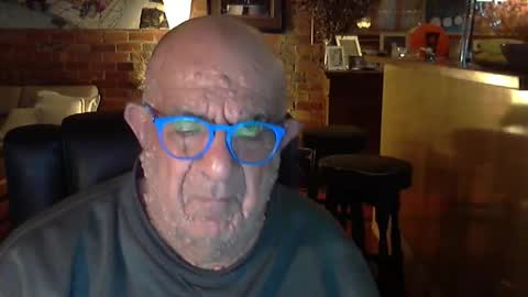 Snapshot of patvac chatting on 12, 10, 2025 patvac online show from 12, 10, 2025