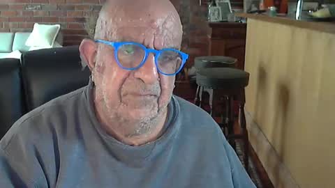 Snapshot of patvac chatting on 25, 10, 2025 patvac online show from 25, 10, 2025