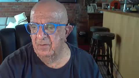 Snapshot of patvac chatting on 5, 11, 2025 patvac online show from 5, 11, 2025