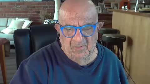 Snapshot of patvac chatting on 11, 11, 2025 patvac online show from 11, 11, 2025