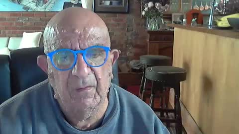 Snapshot of patvac chatting on 21, 11, 2025 patvac online show from 21, 11, 2025