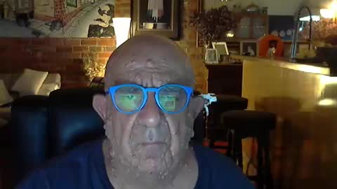 Snapshot of patvac chatting on 5, 12, 2025 patvac online show from 5, 12, 2025