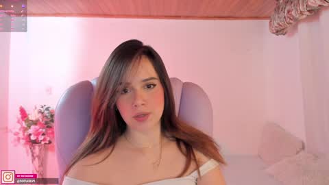 Snapshot of pau_cute chatting on 17, 12, 2024 Sofa online show from 17, 12, 2024