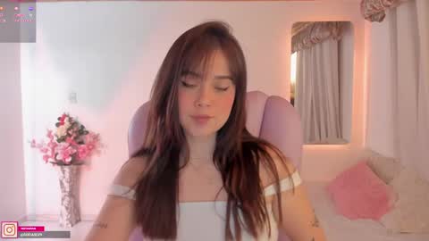 Snapshot of pau_cute chatting on 20, 2, 2025 Sofa online show from 20, 2, 2025