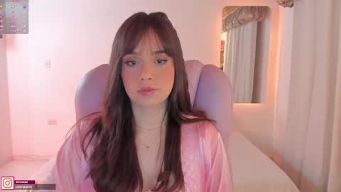 Snapshot of pau_cute chatting on 27, 2, 2025 Sofa online show from 27, 2, 2025